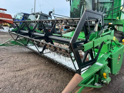 JOHN DEERE 1170 Combine Harvester (No.J0940)
