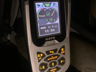 KATO HD820 Excavator (No.J0785)