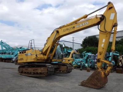 KATO HD820 Excavator (No.J0785)
