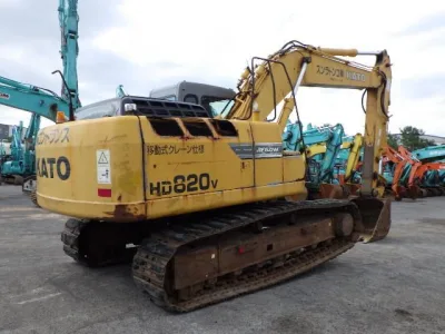 KATO HD820 Excavator (No.J0785)