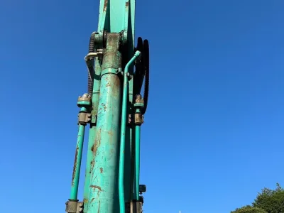 KOBELCO SK200 Excavator (No.J0744)