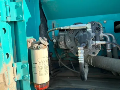 KOBELCO SK200 Excavator (No.J0744)
