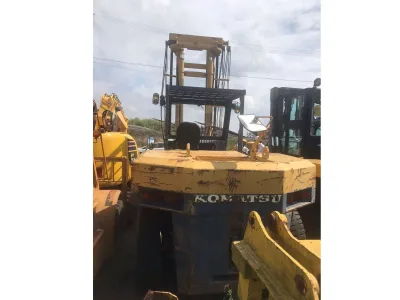 KOMATSU FD150E-5 Used Forklift (Capacity 15t) (No.J0643)