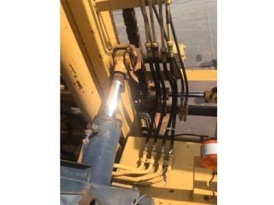 KOMATSU FD150E-5 Used Forklift (Capacity 15t) (No.J0643)