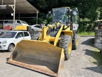 KOMATSU WA100-8 WHEEL LOADER (No.J0803)