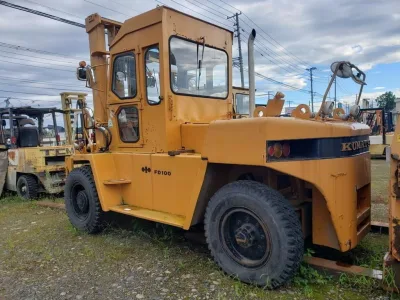 Komatsu FD100-4 ForkLift (No.850808)