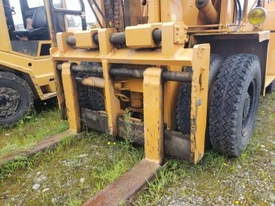 Komatsu FD100-4 ForkLift (No.850808)