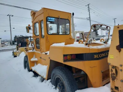 Komatsu FD100-4 ForkLift (No.850808)