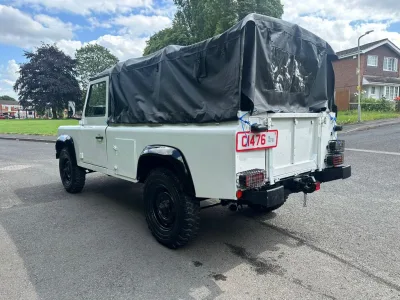 LANDROVER DEFENDER 110 (No.J0757)