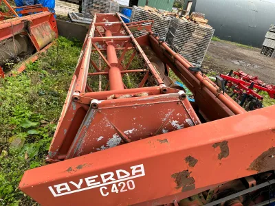 LAVERDA C420 COMBINE HARVESTOR (No.J0848)