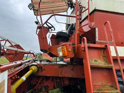 LAVERDA C420 COMBINE HARVESTOR (No.J0848)