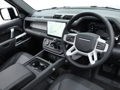 2025 BRAND NEW LAND ROVER DEFENDER 110X DYNAMIC HSE D300 - 2025