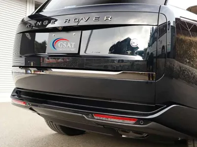 Land Rover Range Rover SV 4.4L P530 Standard Wheelbase 4WD with New Car -Black ( No-960681)