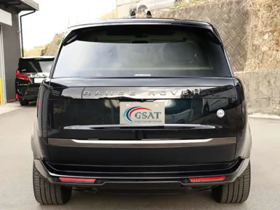 Land Rover Range Rover SV 4.4L P530 Standard Wheelbase 4WD with New Car -Black ( No-960681)