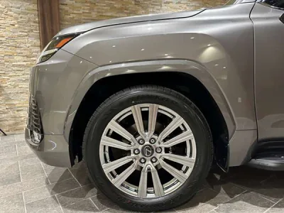2025 Lexus LX 600 Executive 4WD (Gunmetallic)  (R05) (No-960688)