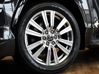 2025 Lexus LX 600 Executive 4WD - The Ultimate Luxury SUV (No.960999)