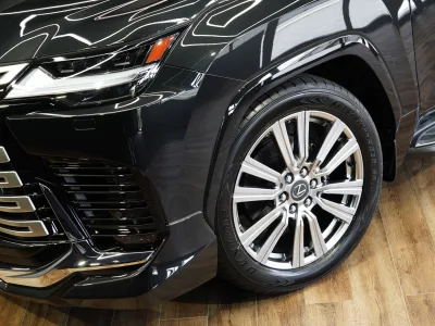 2025 Lexus LX 600 Executive 4WD - The Ultimate Luxury SUV (No.960999)