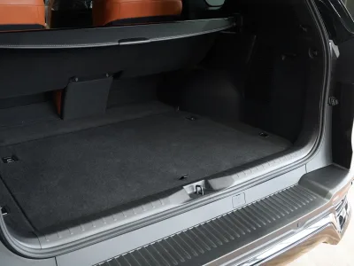 2025 Lexus LX 600 Executive 4WD - The Ultimate Luxury SUV (No.960999)