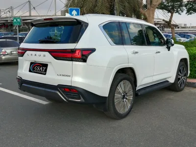 Lexus  LX500d (No-830718)