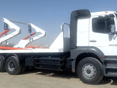 2006 Mercedes-Benz AXOR 2528 Side Lifter Truck (No.830806)