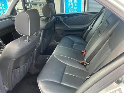 Mercedes-Benz E320 2002 (N0-J0689)