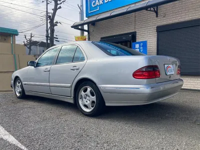 Mercedes-Benz E320 2002 (N0-J0689)