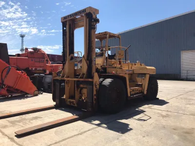 Mitsubishi FD200 20-ton Diesel Forklift ( Made in Japan) (No.780606)