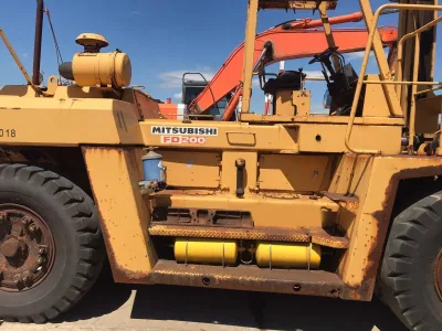 Mitsubishi FD200 20-ton Diesel Forklift ( Made in Japan) (No.780606)