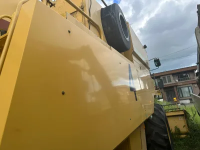 NEW HOLLAND TX30 (HST HYDRAULIC CONTROL) COMBINE HARVESTER (No.J0820)