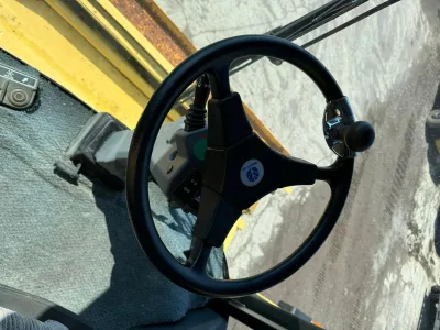 NEW HOLLAND TX67 COMBINE HARVESTER  (Two) (No.J0957)