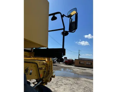 NEW HOLLAND TX67 COMBINE HARVESTER  (Two) (No.J0957)