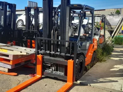 NEW TOYOTA (3 Units) FOLK LIFT 3400KG (No.J0822)