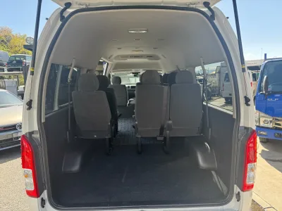 2025 Toyota Hiace Grand Cabin – 10 Seater (14 Seater Convertible)