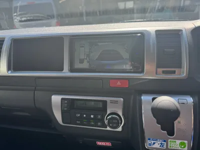 2025 Toyota Hiace Grand Cabin – 10 Seater (14 Seater Convertible)