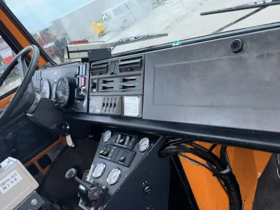 Mercedes-Benz Unimog U1450