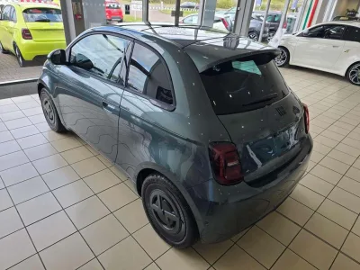 2025  BRAND NEW FIAT 500e – GIORGIO ARMANI EDITION
