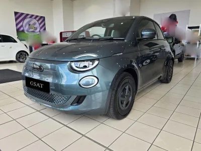 2025  BRAND NEW FIAT 500e – GIORGIO ARMANI EDITION