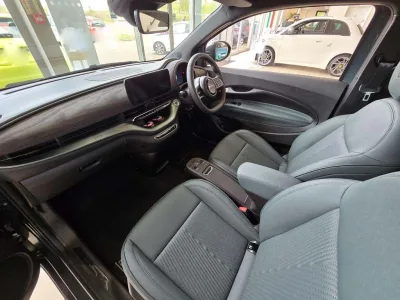 2025  BRAND NEW FIAT 500e – GIORGIO ARMANI EDITION