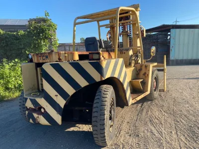 TCM FD100 Diesel-powered 10 Ton forklift (No.J0761)