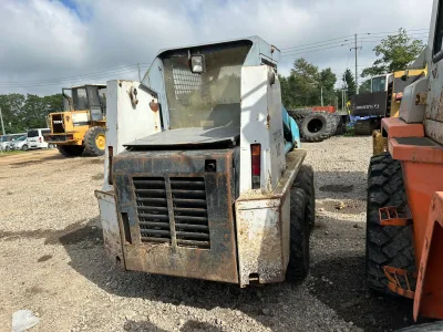 TOYOTA JOBSUN 10 SKID LOADER (No.J0819)