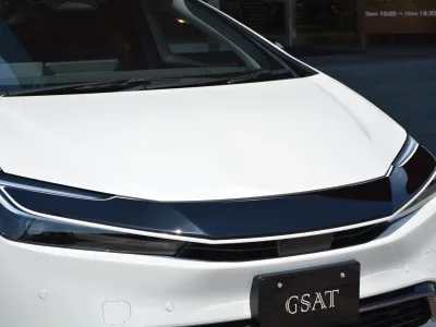 2025 TOYOTA PRIUS 2.0 Z ZEUS Aero Package