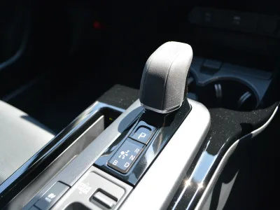 2025 TOYOTA PRIUS 2.0 Z ZEUS Aero Package