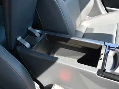 2025 TOYOTA PRIUS 2.0 Z ZEUS Aero Package