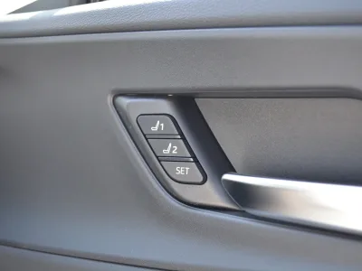2025 TOYOTA PRIUS 2.0 Z ZEUS Aero Package