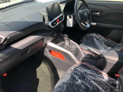 NEW TOYOTA RAIZE Z GRADE-2025 TURBO,COMPACT SUV MADE IN JAPAN (No.J0003)