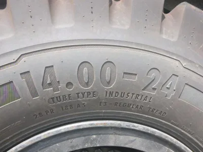 Toyota 4FD240 Forklift (Capacity 24000 kg) (No.780607)