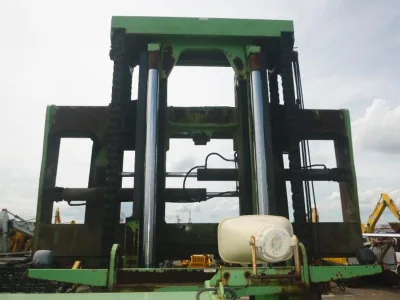 Toyota 4FD240 Forklift (Capacity 24000 kg) (No.780607)