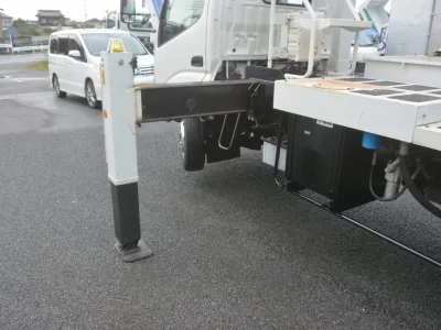 Toyota Dutro aerial work vehicle made by Aichi SK-22A (No.840768)