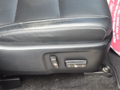 Toyota HiLux Rogue ( No-830696)