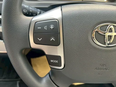 2025 Toyota Hiace Commuter 2.8 GL Diesel Turbo – 14-Seater